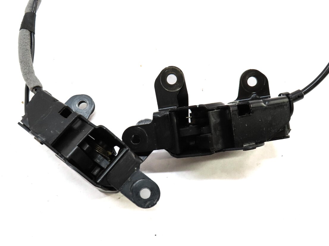 Thumbnail 6: 2009 BMW X5 (E70) REAR TRUNK HATCH GATE TAILGATE RELEASE HANDLE w/ LATCHES