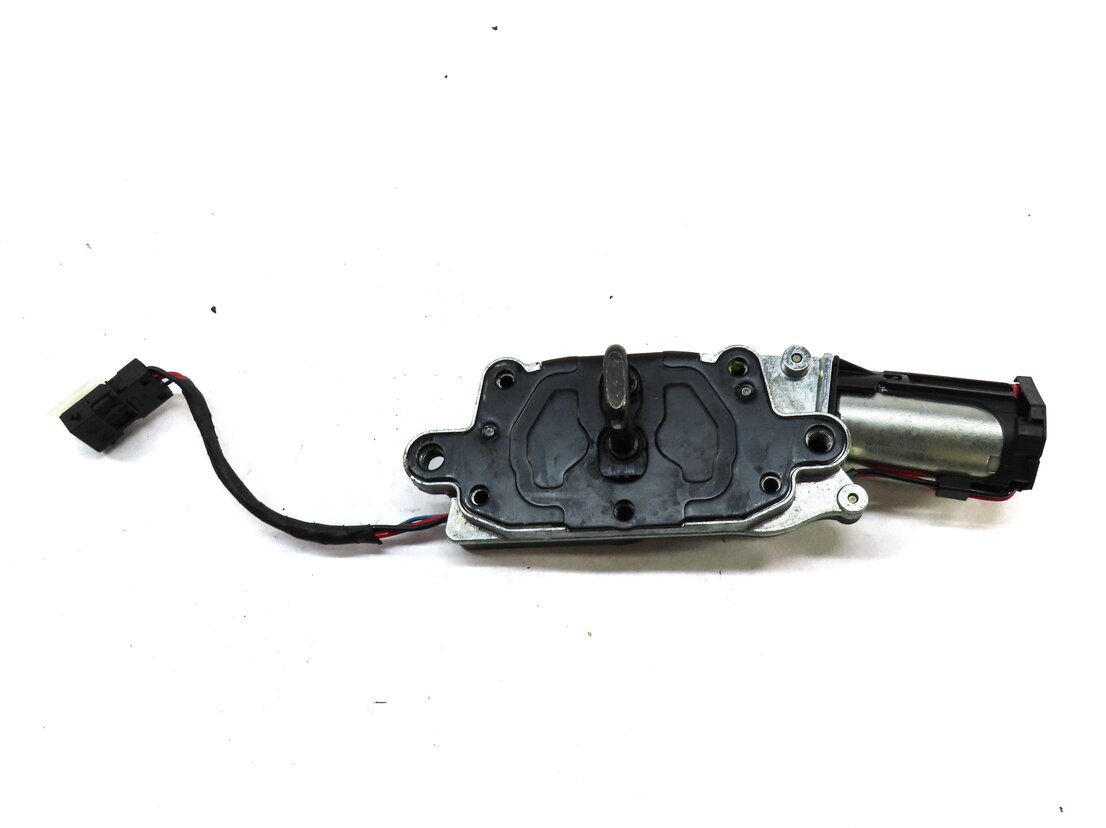Thumbnail 5: 2009 BMW X5 (E70) REAR TRUNK LOCK LATCH ACTUATOR SOFT CLOSE ASSIST MOTOR