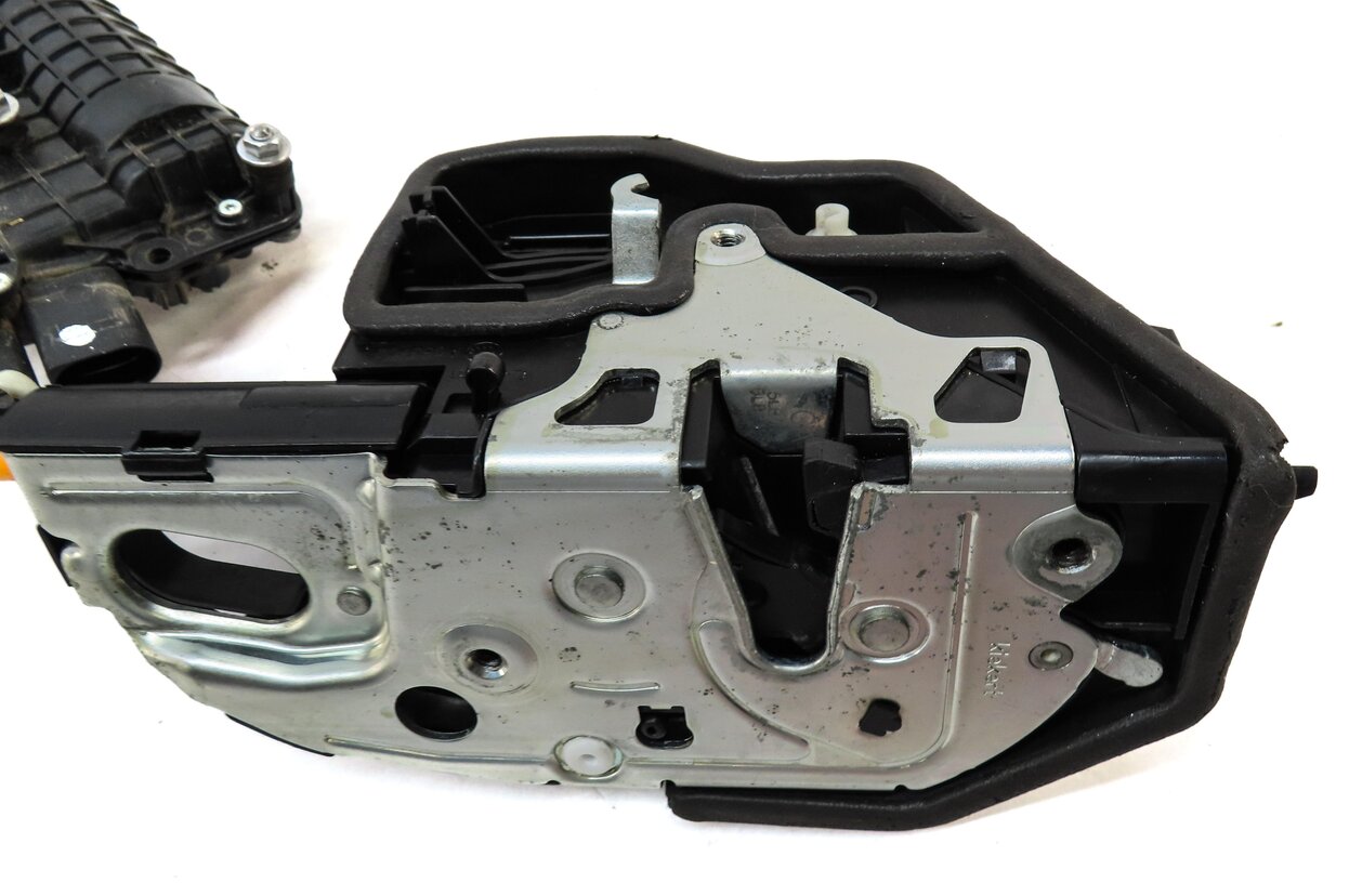 Thumbnail 6: 08-14 BMW X5 X6 (E70 E71) REAR RIGHT SOFT CLOSE DOOR LOCK LATCH ACTUATOR MOTOR