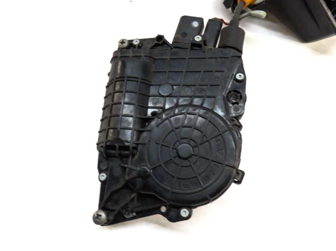 Thumbnail 5: 08-14 BMW X5 X6 (E70 E71) REAR LEFT SOFT CLOSE DOOR LOCK LATCH ACTUATOR MOTOR