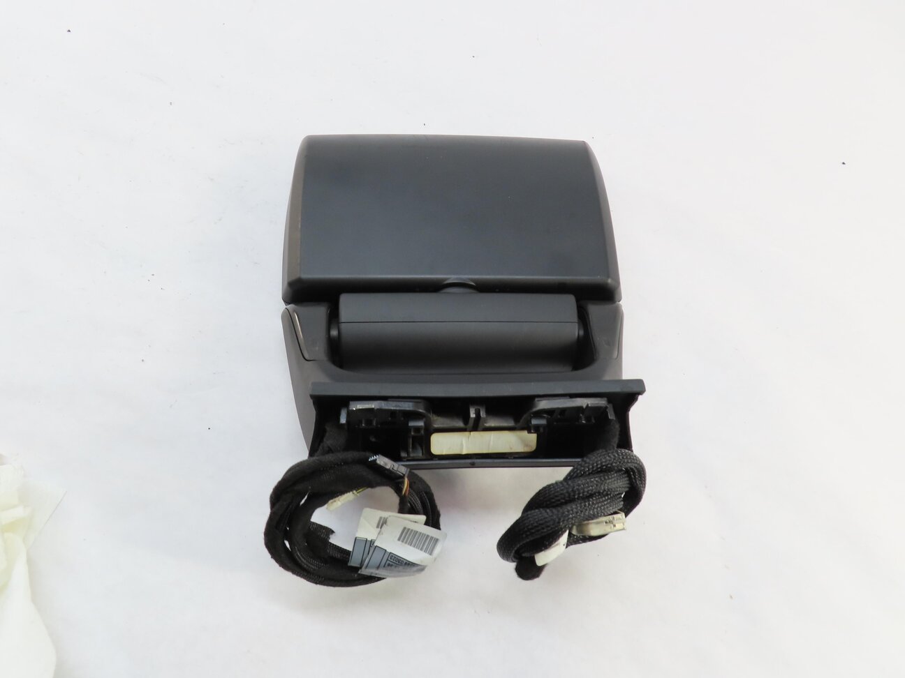 Thumbnail 4: 2007-2014 BMW X5 X5M X6 X6M (E70 E71) REAR ENTERTAINMENT VIDEO DISPLAY SCREEN