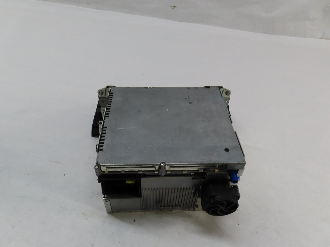 Thumbnail 4: 2007-2010 BMW X5 X6 (E70 E71) GPS NAVIGATION DVD CD PLAYER RADIO STEREO RECEIVER