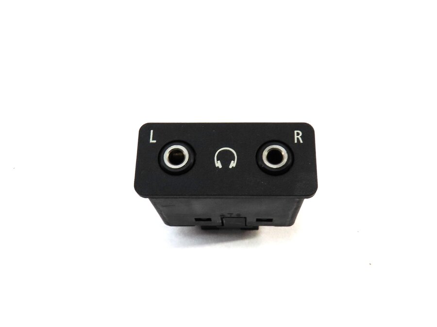 Thumbnail 2: 2009 BMW X5 (E70) REAR MEDIA AUX AUXILIARY AUDIO HEADPHONE JACK