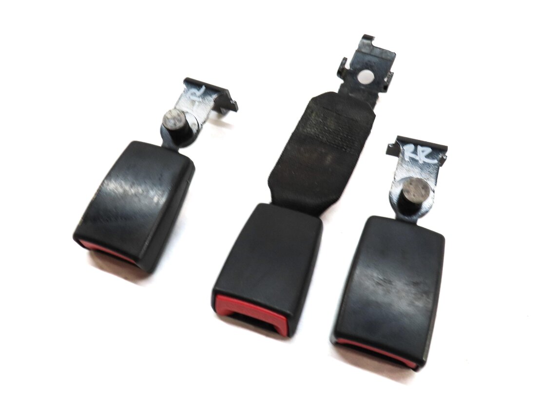 2009 BMW X5 (E70) REAR 2nd SECOND ROW SEAT SEATBELT BUCKLE RECEIVER SET (BLACK)