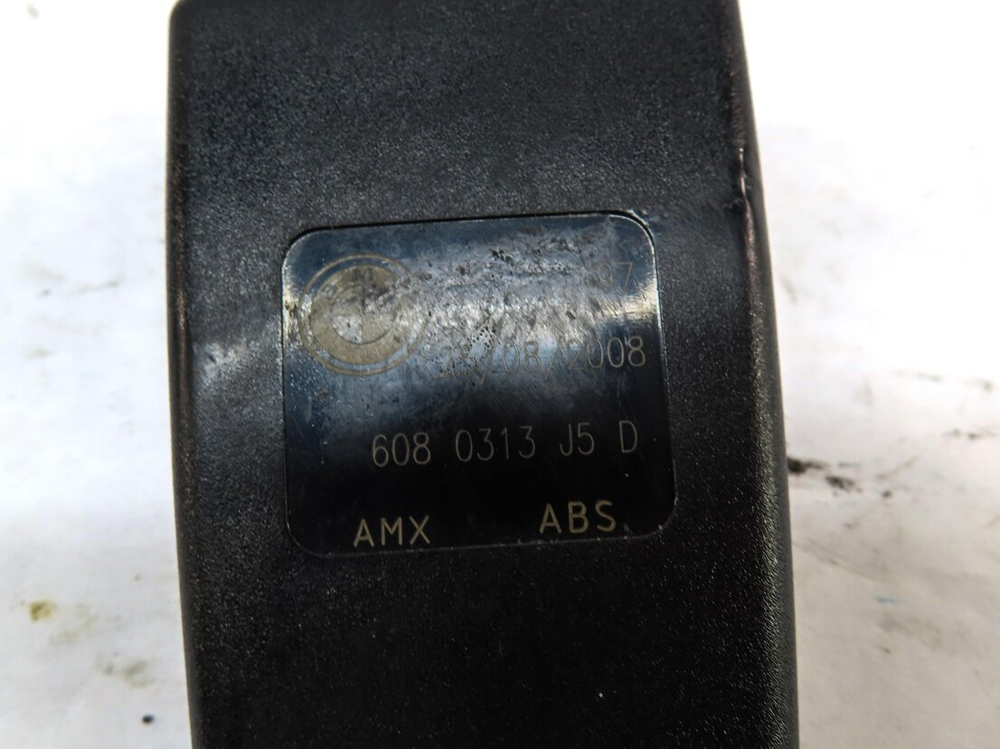 Thumbnail 6: 2009 BMW X5 (E70) REAR 2nd SECOND ROW SEAT SEATBELT BUCKLE RECEIVER SET (BLACK)