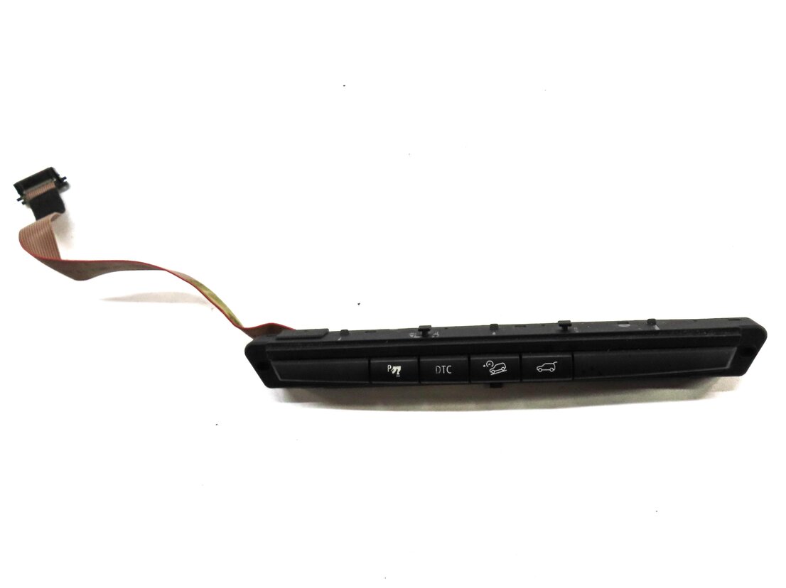 Thumbnail 3: 2009 BMW X5 (E70) PDC DTC HILL DESCENT TRUNK SWITCH BUTTON PANEL