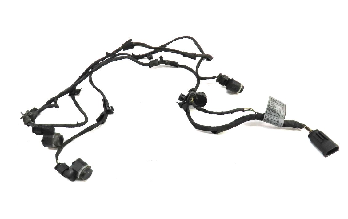 Thumbnail 3: 2010 BMW 535iGT (F07) FRONT PDC PARK SENSOR SET & HARNESS (BLACK)