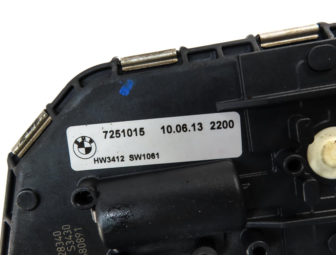 Thumbnail 6: 2010-2017 BMW 535iGT 550iGT (F07) FRONT WINDSHIELD WIPER MOTOR