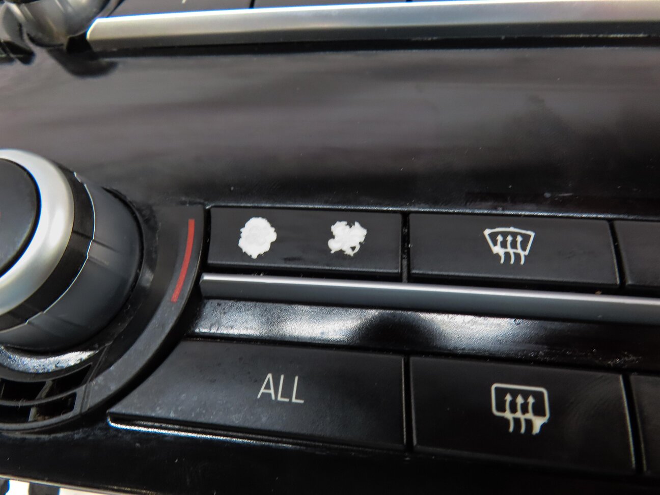 Thumbnail 6: 09-13 BMW 535iGT 550GT (F01 F02 F04 F07) FRONT TEMPERATURE CLIMATE CONTROL PANEL