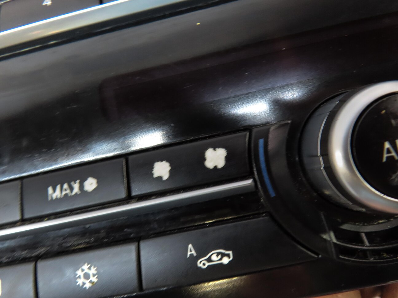 Thumbnail 7: 09-13 BMW 535iGT 550GT (F01 F02 F04 F07) FRONT TEMPERATURE CLIMATE CONTROL PANEL