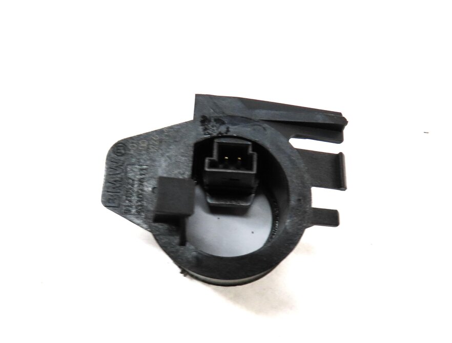 Thumbnail 3: 2010 BMW 535iGT (F07) IGNITION SWITCH COIL RING IMMOBILIZER KEY DETECTION SENSOR