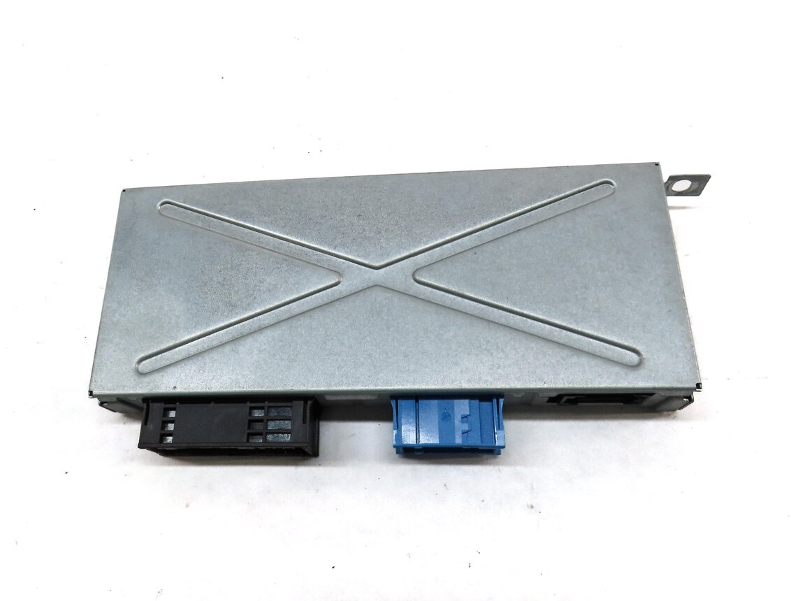 Thumbnail 4: 2010 BMW 535iGT (F07) CENTRAL GATEWAY CONTROL MODULE