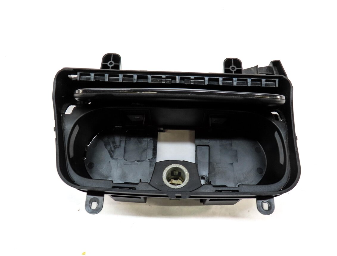 Thumbnail 5: 2010 BMW 535iGT (F07) FRONT CENTER CONSOLE CUP HOLDER DRINK HOLDER (BLACK)