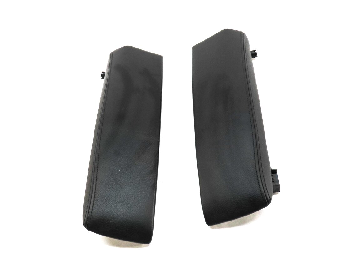 Thumbnail 2: 2011-2013 BMW 5 SERIES GT (F07 F10) FRONT LEFT & RIGHT SEAT HEADREST SET (BLACK)
