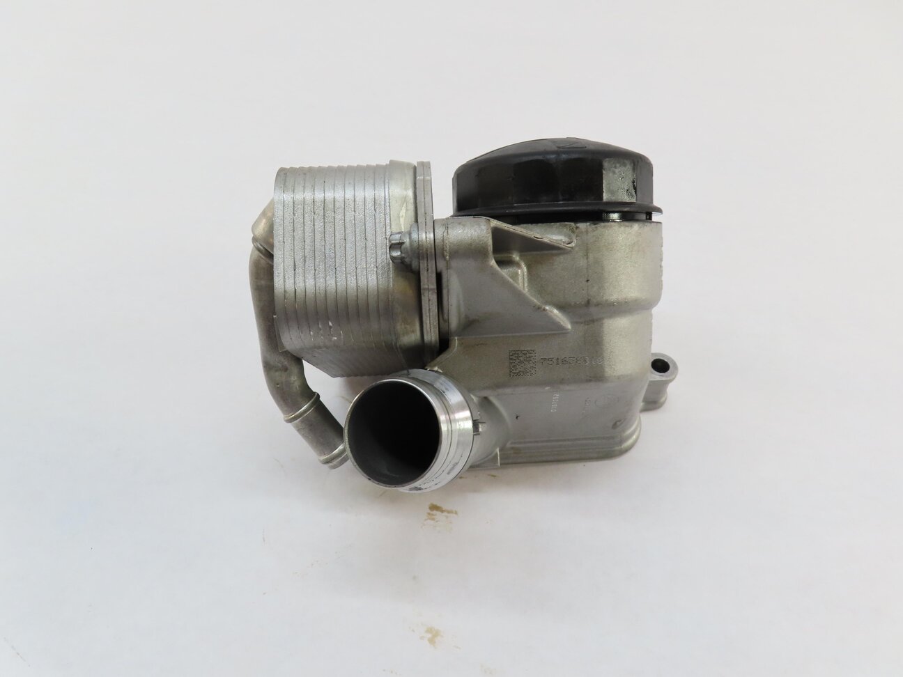 Thumbnail 4: 2010 BMW 535iGT (F07) 3.0L N55 TURBO ENGINE OIL FILTER HOUSING w/ COOLER