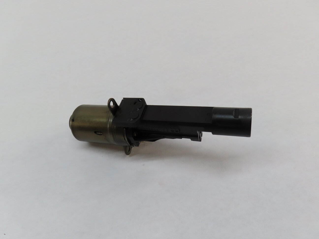 Thumbnail 3: 2010 BMW 535iGT (F07) 3.0L N55 ENGINE VVT ECCENTRIC CAMSHAFT ACTUATOR MOTOR