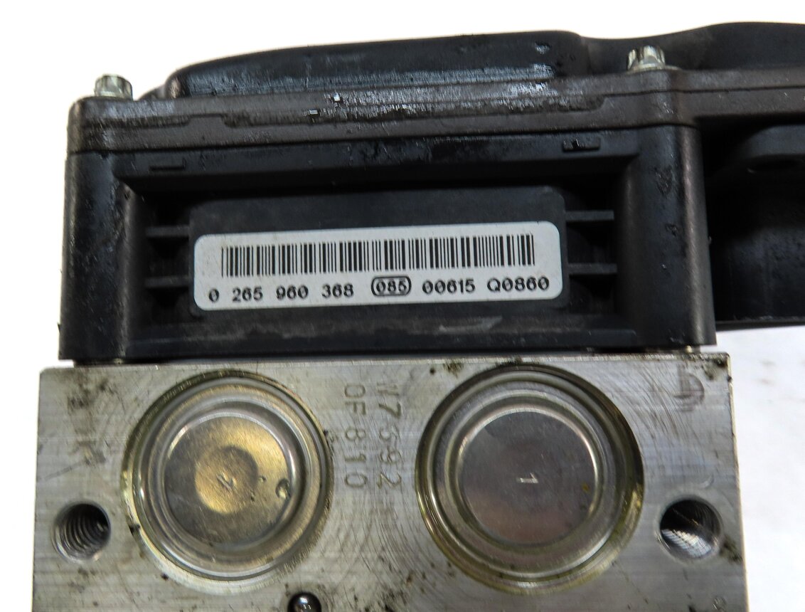 Thumbnail 5: 10-12 BMW 535iGT 550iGT 740i 750i 760i (F01 F07) DSC ABS ANTI LOCK BRAKE PUMP