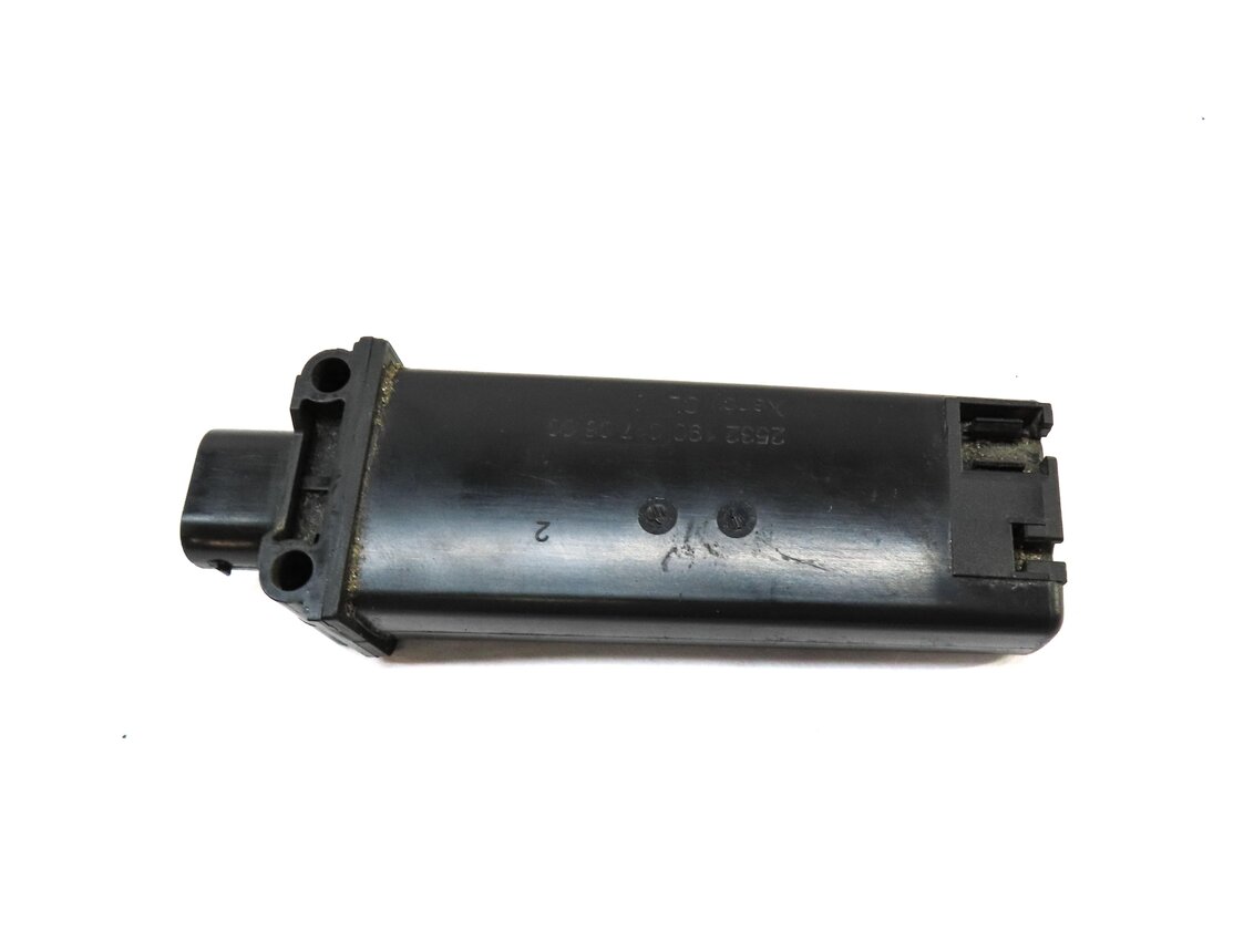 Thumbnail 3: 2010 BMW 535iGT (F07) TPMS TIRE AIR PRESSURE SENSOR ANTENNA MODULE