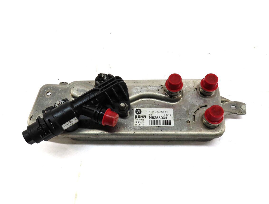 Thumbnail 2: 09-17 BMW 535i 640i 740i 750i 760i (F01 F06 F07 F10 F12) TRANSMISSION OIL COOLER