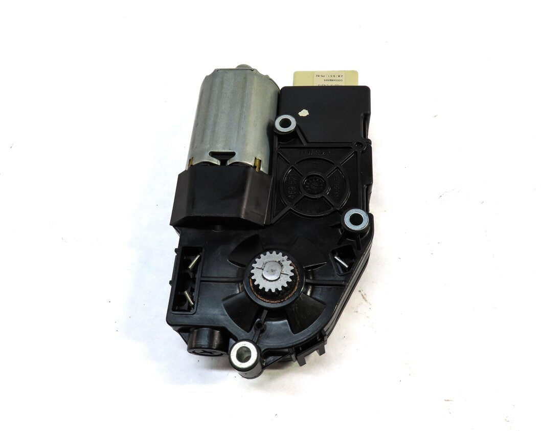 Thumbnail 3: 10-17 MERCEDES C E CLASS W204 W207 W212 FRONT PANORAMIC GLASS SUNROOF MOTOR