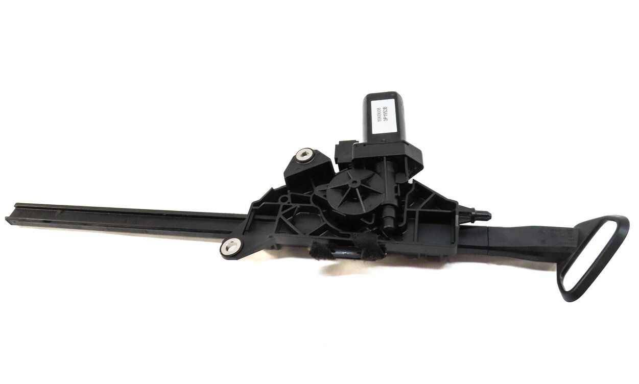Thumbnail 5: 2014 MERCEDES E350 (C207) COUPE FRONT LEFT DRIVER SEATBELT HANDOVER ARM w/ MOTOR