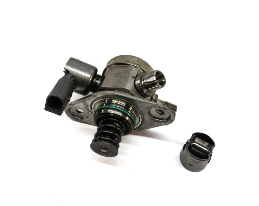 12-18 MERCEDES C E GLE GLK ML (W204 W207 W212 W166) M276 HIGH PRESSURE FUEL PUMP