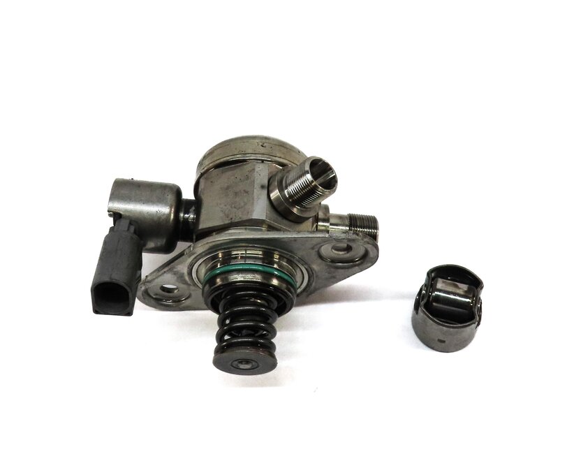 Thumbnail 2: 12-18 MERCEDES C E GLE GLK ML (W204 W207 W212 W166) M276 HIGH PRESSURE FUEL PUMP