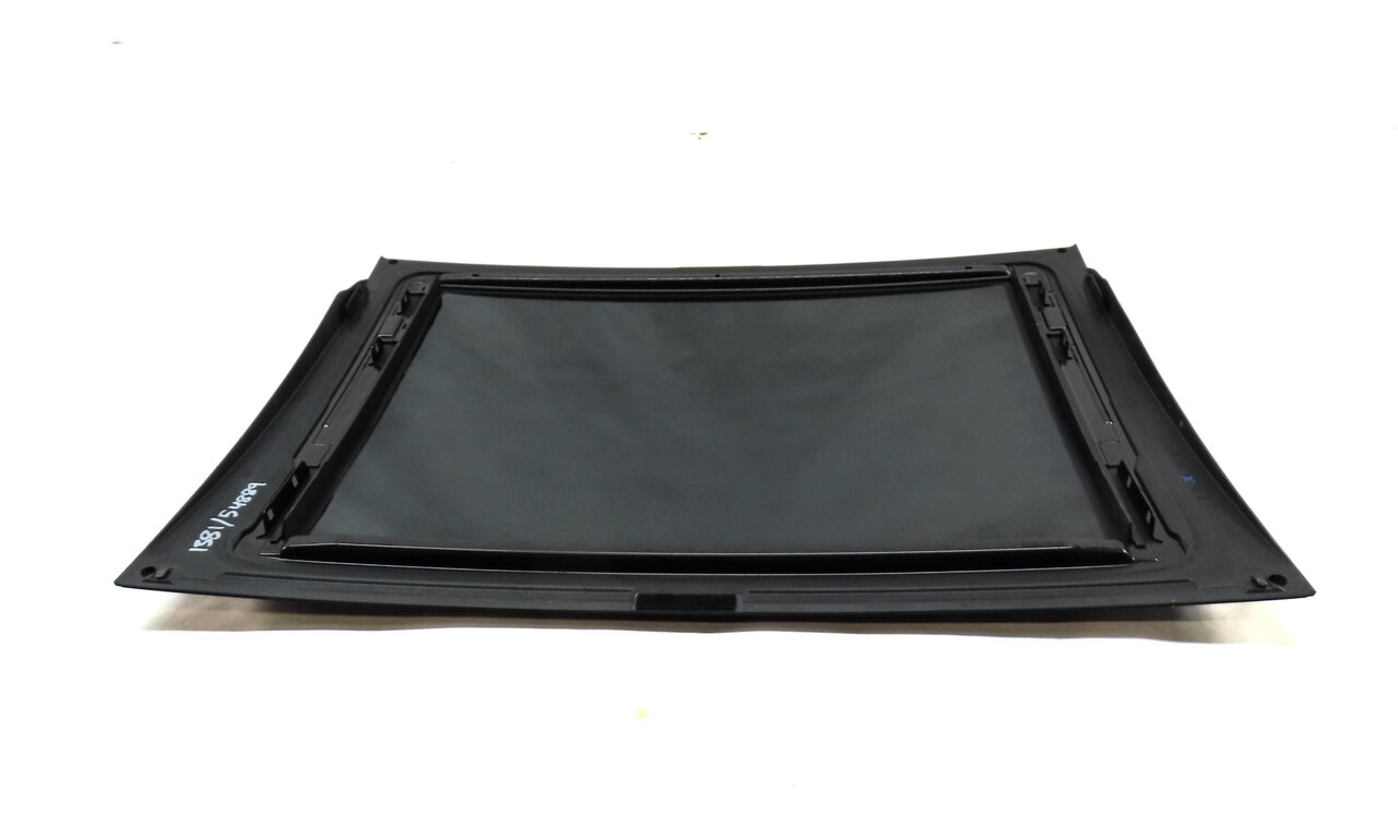 Thumbnail 4: 10-17 MERCEDES C250 C350 E350 E400 E550 (C204 C207) COUPE - CENTER SUNROOF GLASS