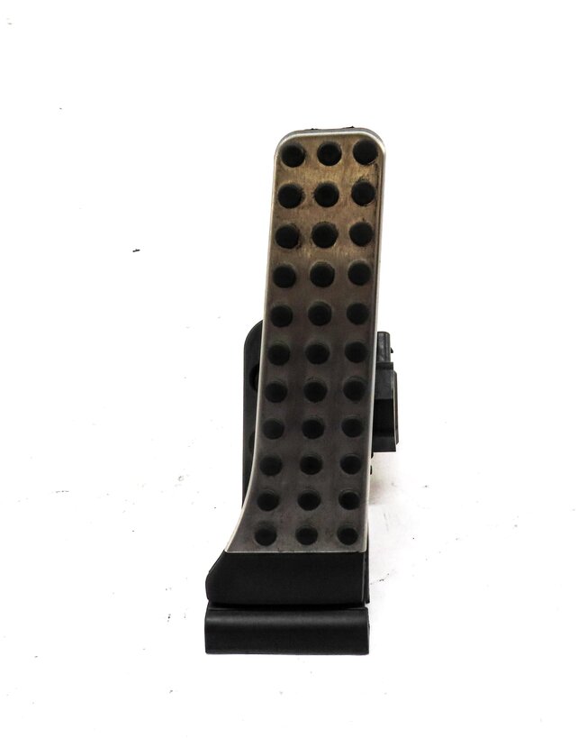 Thumbnail 2: 2014 MERCEDES E350 (A207 C207 W207) GAS PEDAL FUEL THROTTLE ACCELERATOR PEDAL