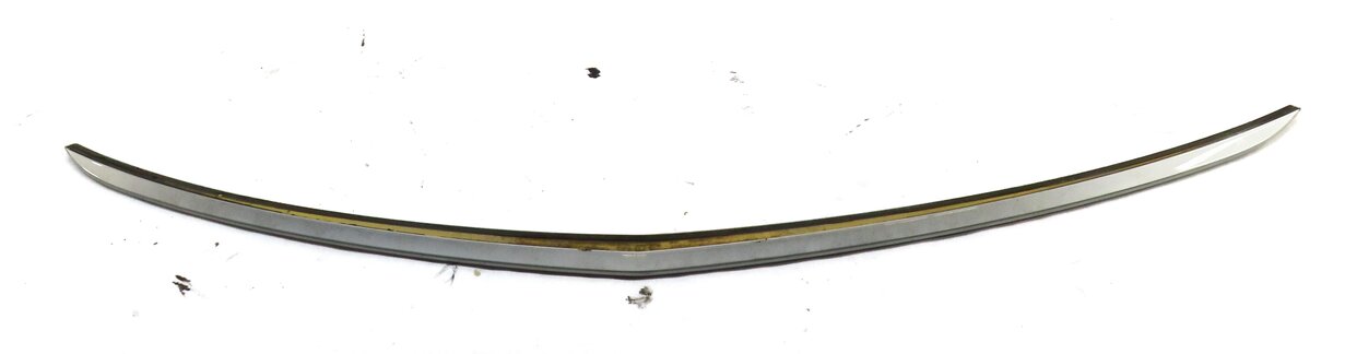 Thumbnail 4: 2014 MERCEDES E350 (C207) REAR TRUNK SPOILER TRIM (IRIDIUM SILVER METALLIC 775U)