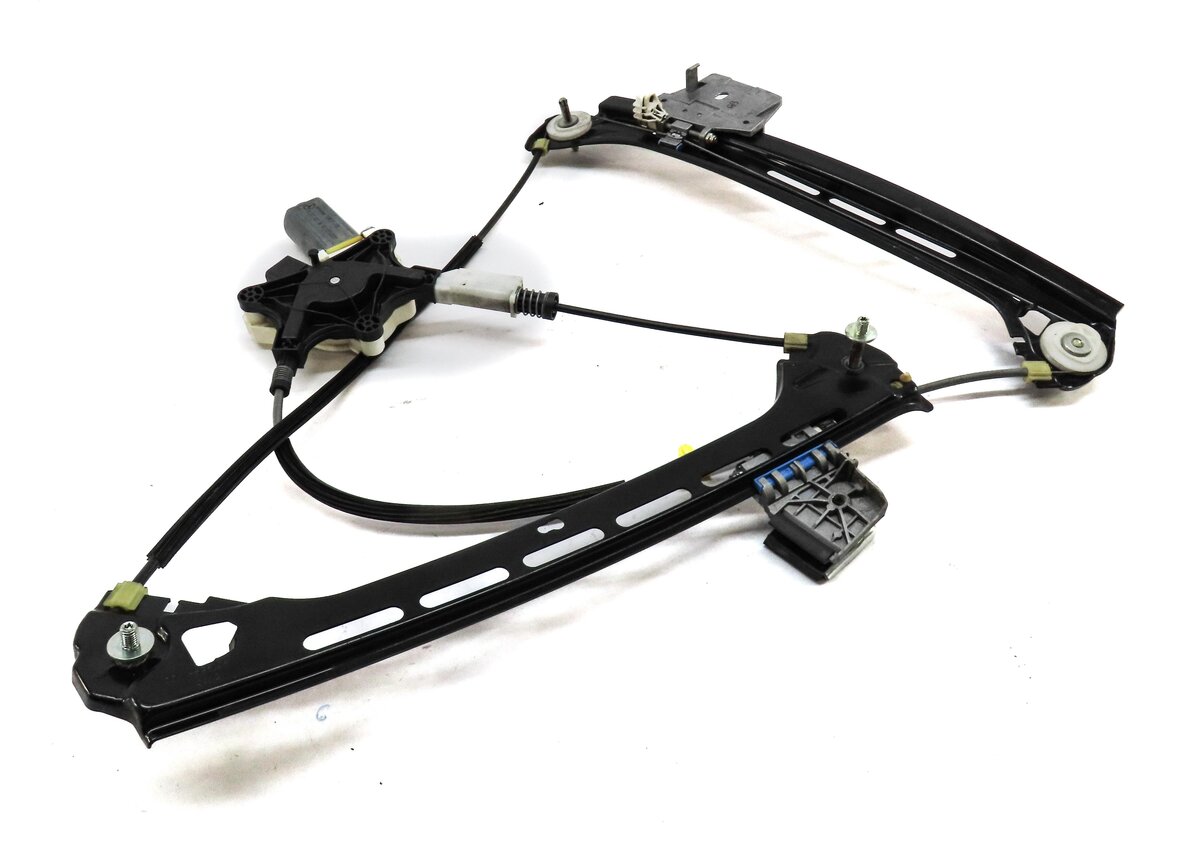 10-17 E-CLASS (W207) COUPE CONVERTIBLE RIGHT PASSENGER WINDOW REGULATOR w/ MOTOR