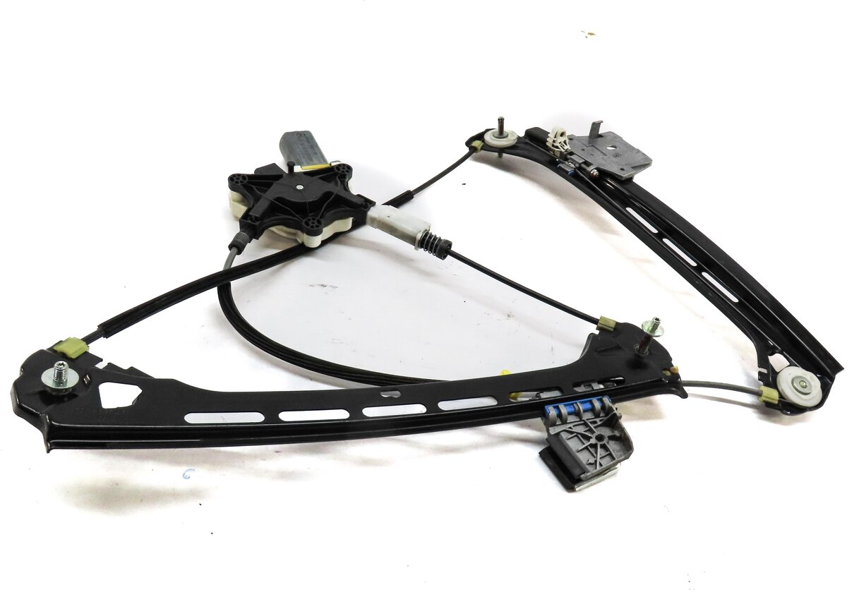 Thumbnail 2: 10-17 E-CLASS (W207) COUPE CONVERTIBLE RIGHT PASSENGER WINDOW REGULATOR w/ MOTOR