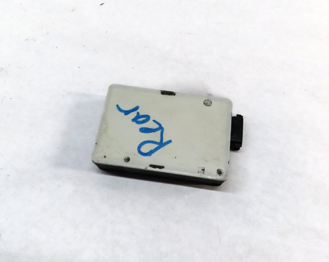 2014 MERCEDES E350 (A207 C207 W207) REAR BLIND SPOT LANE KEEP CONTROL MODULE