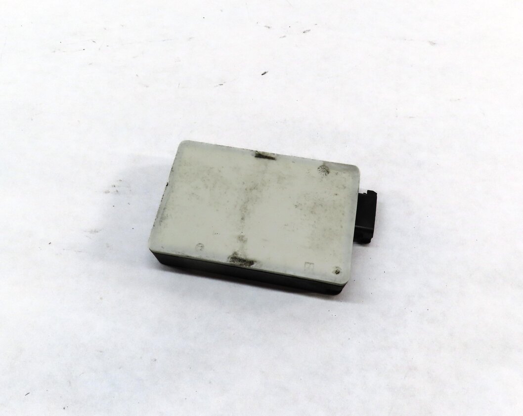 Thumbnail 1: 2014 MERCEDES E350 (A207 C207 W207) REAR BLIND SPOT LANE KEEP CONTROL MODULE