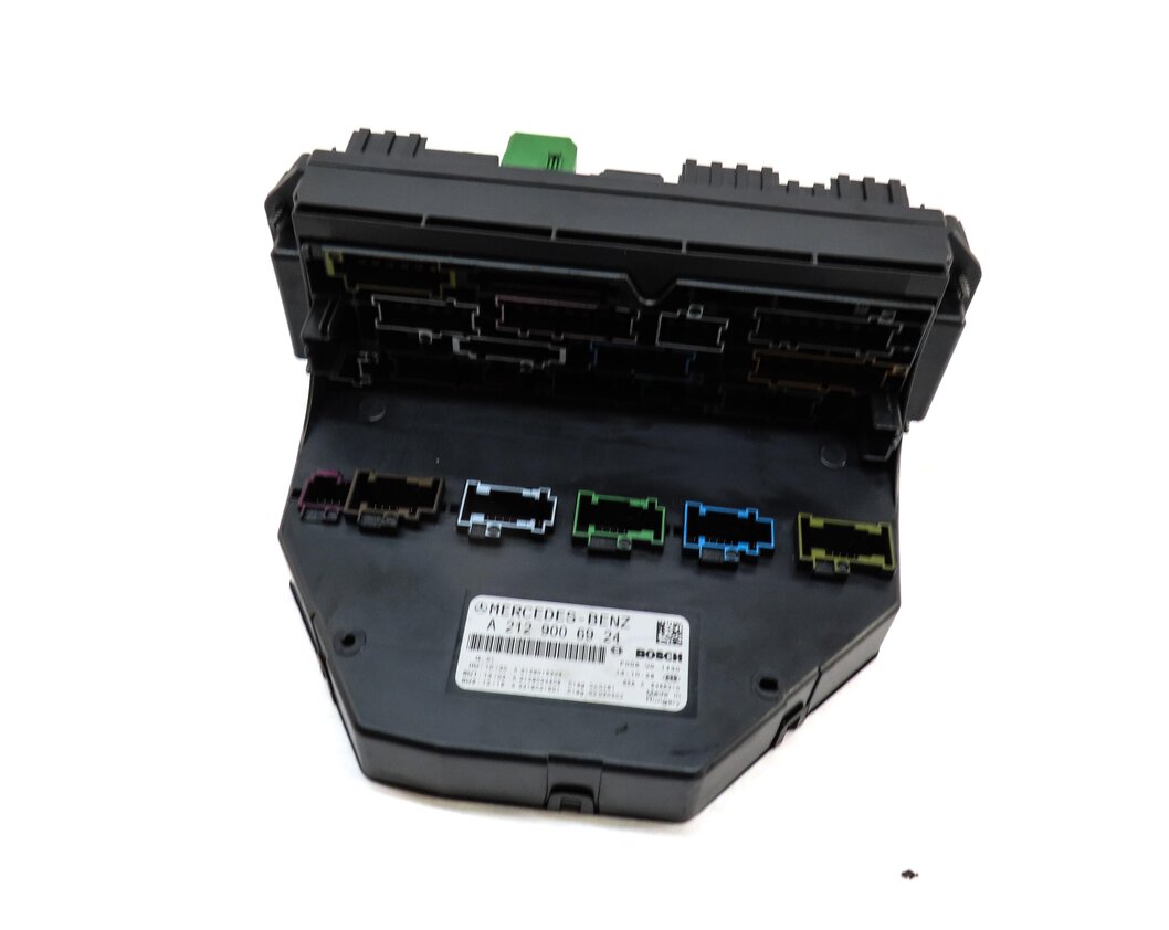 2014 MERCEDES E350 (C207) COUPE FRONT SIGNAL ACQUISITION CONTROL MODULE SAM BOX