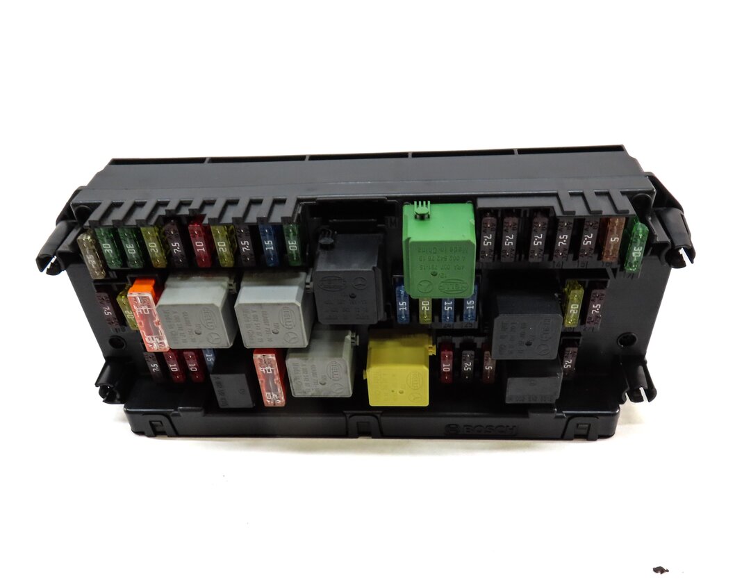 Thumbnail 3: 2014 MERCEDES E350 (C207) COUPE FRONT SIGNAL ACQUISITION CONTROL MODULE SAM BOX