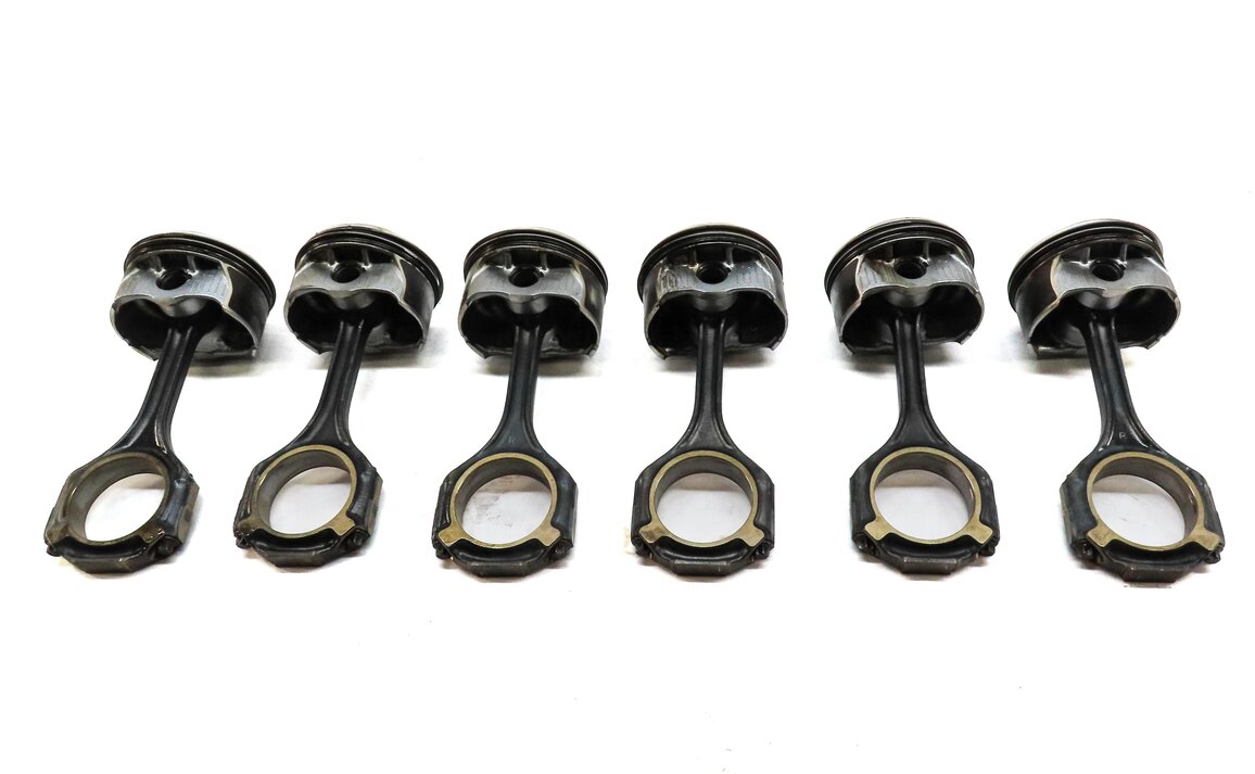Thumbnail 5: 12-16 MERCEDES C E GLK ML SLK (W204 W207 W212 W166) M276 ENGINE PISTON SET