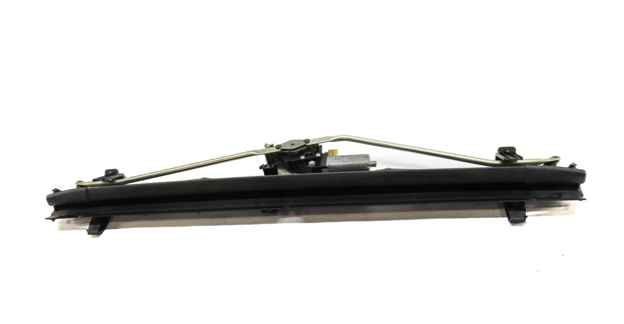 Thumbnail 2: 10-17 MERCEDES E350 E400 E550 (C207) COUPE - REAR WINDOW BACK GLASS SUNSAHDE