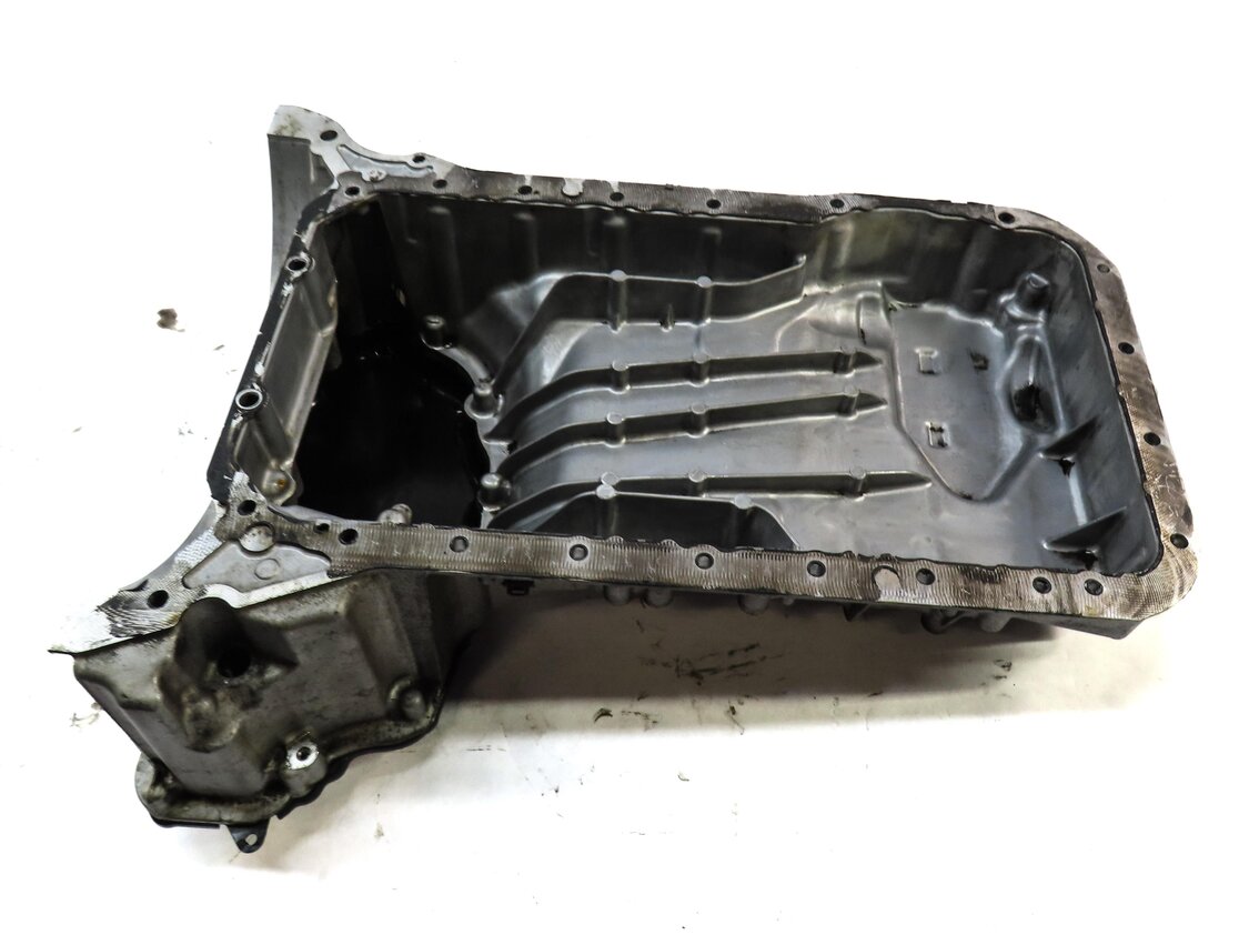 Thumbnail 4: 2014 MERCEDES E350 (A207 C207 W207 W212) 3.5L M276 UPPER & LOWER OIL PAN SET