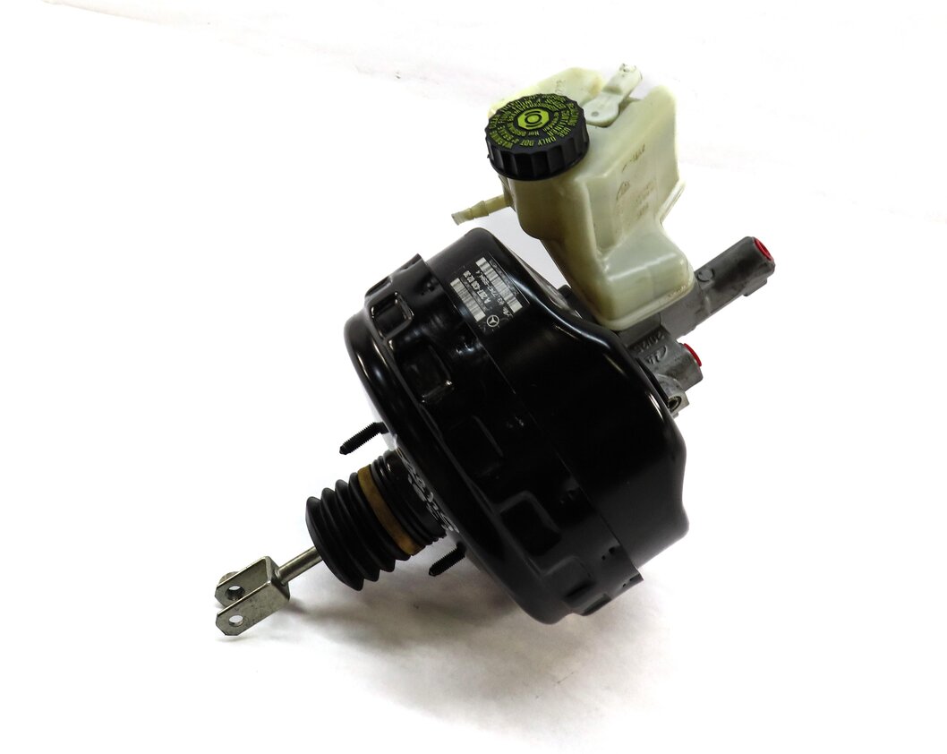Thumbnail 2: 10-14 & 17 MERCEDES COUPE CONVERTIBLE E CLASS W207 BRAKE BOOSTER MASTER CYLINDER