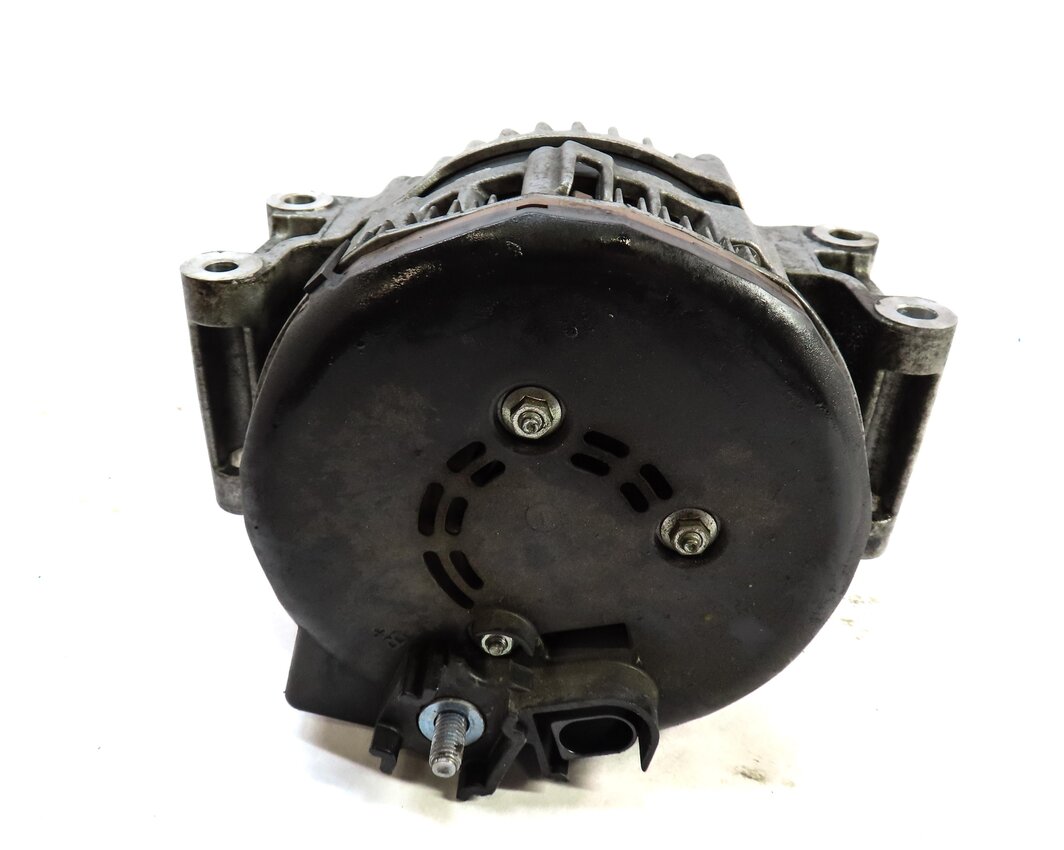 Thumbnail 4: 2017-2020 AUDI A4 / ALLROAD B9 8W 2.0L TURBO ALTERNATOR POWER GENERATOR 150 AMP