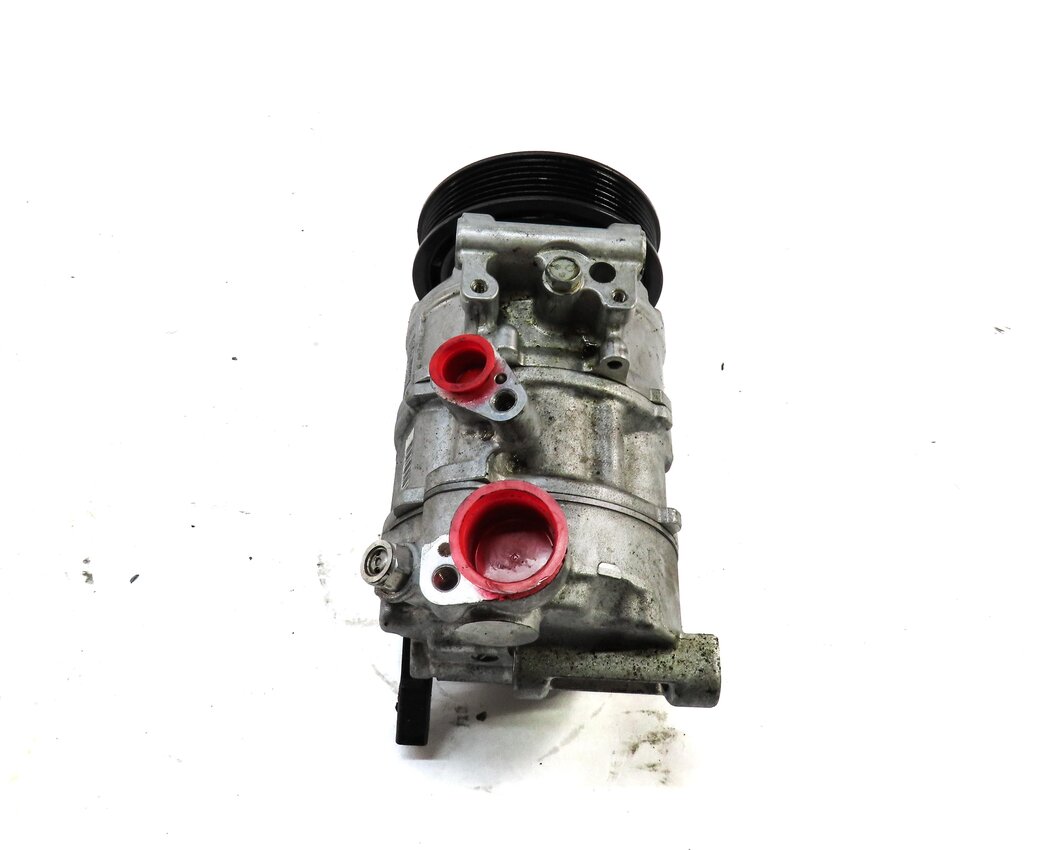 Thumbnail 4: 17-20 AUDI A4 A5 A6 (B9 F5 8W 8WS) 2.0L CYMC TURBO ENGINE A/C COMPRESSOR PUMP