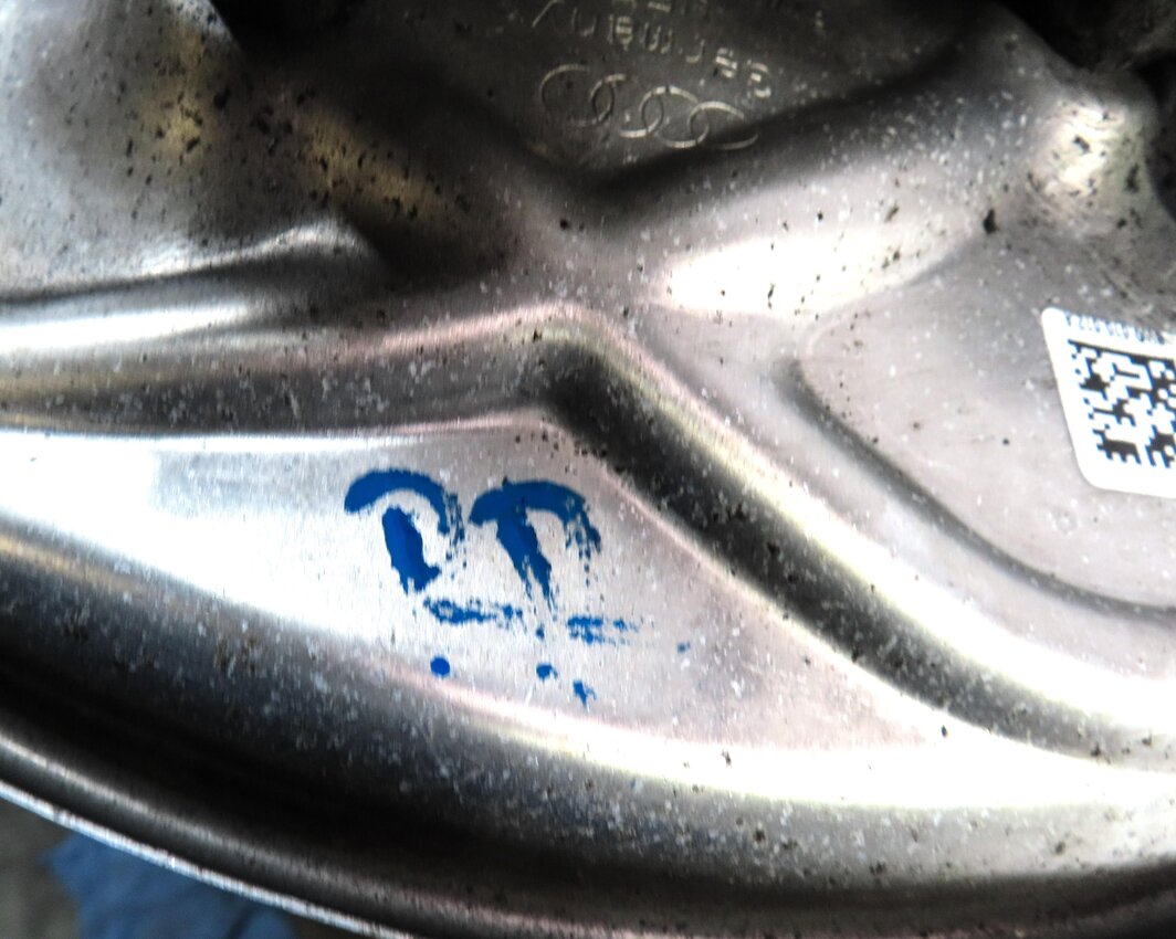 Thumbnail 5: 2017-2019 AUDI A4 A5 S5 (B9 8W 8W6) AWD REAR RIGHT PASSENGER SPINDLE KNUCKLE HUB