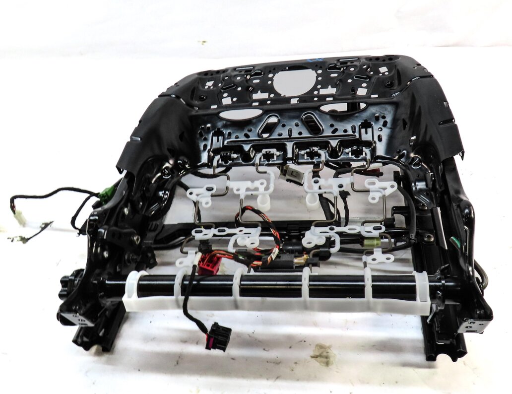 Thumbnail 3: 17-19 AUDI A4 (B9 8W) LEFT FRONT DRIVER MEMORY SEAT TRACK w/ MOTORS (NON SPORT)