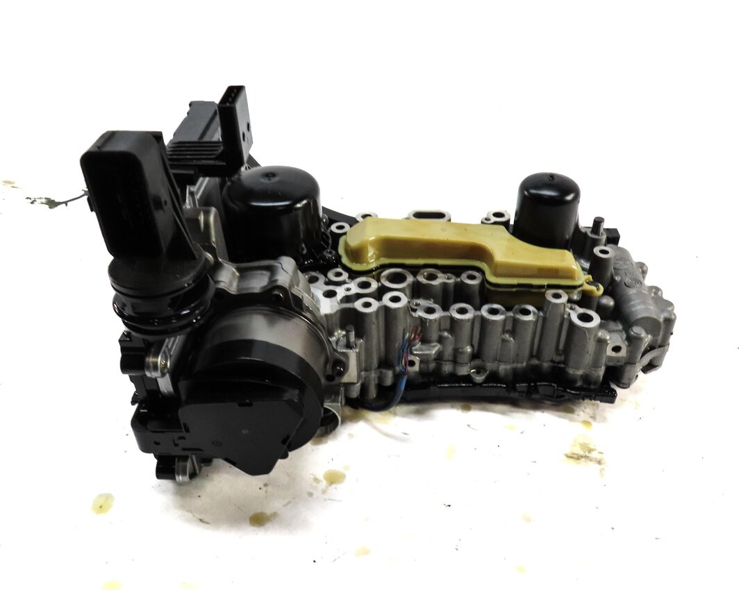 Thumbnail 4: 17-19 AUDI A4 A5 B9 8W 8WS 2.0L AUTO AWD TRANSMISSION VALVE BODY w/ MECHATRONIC
