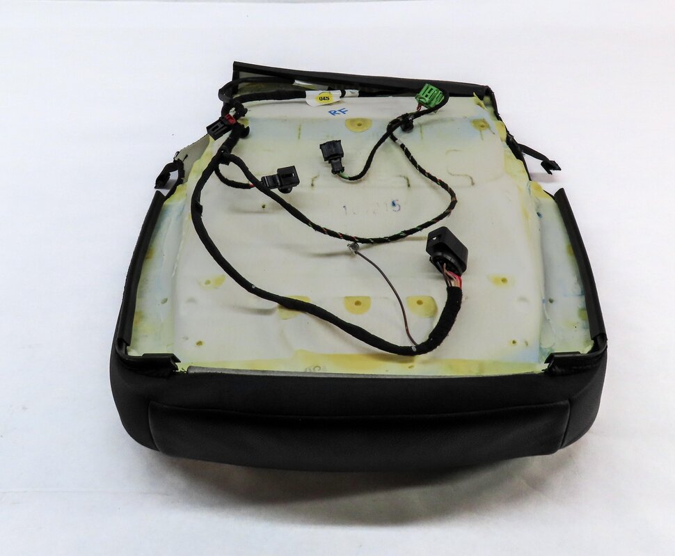 Thumbnail 4: 17-22 AUDI A4 (B9 8W) FRONT RIGHT LOWER BOTTOM HEATED SEAT CUSHION (BLACK)