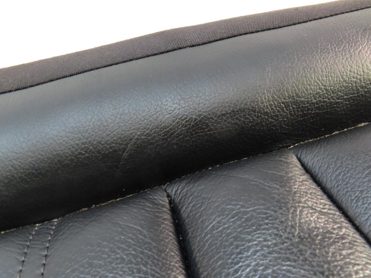 Thumbnail 7: 17-22 AUDI A4 (B9 8W) FRONT RIGHT LOWER BOTTOM HEATED SEAT CUSHION (BLACK)