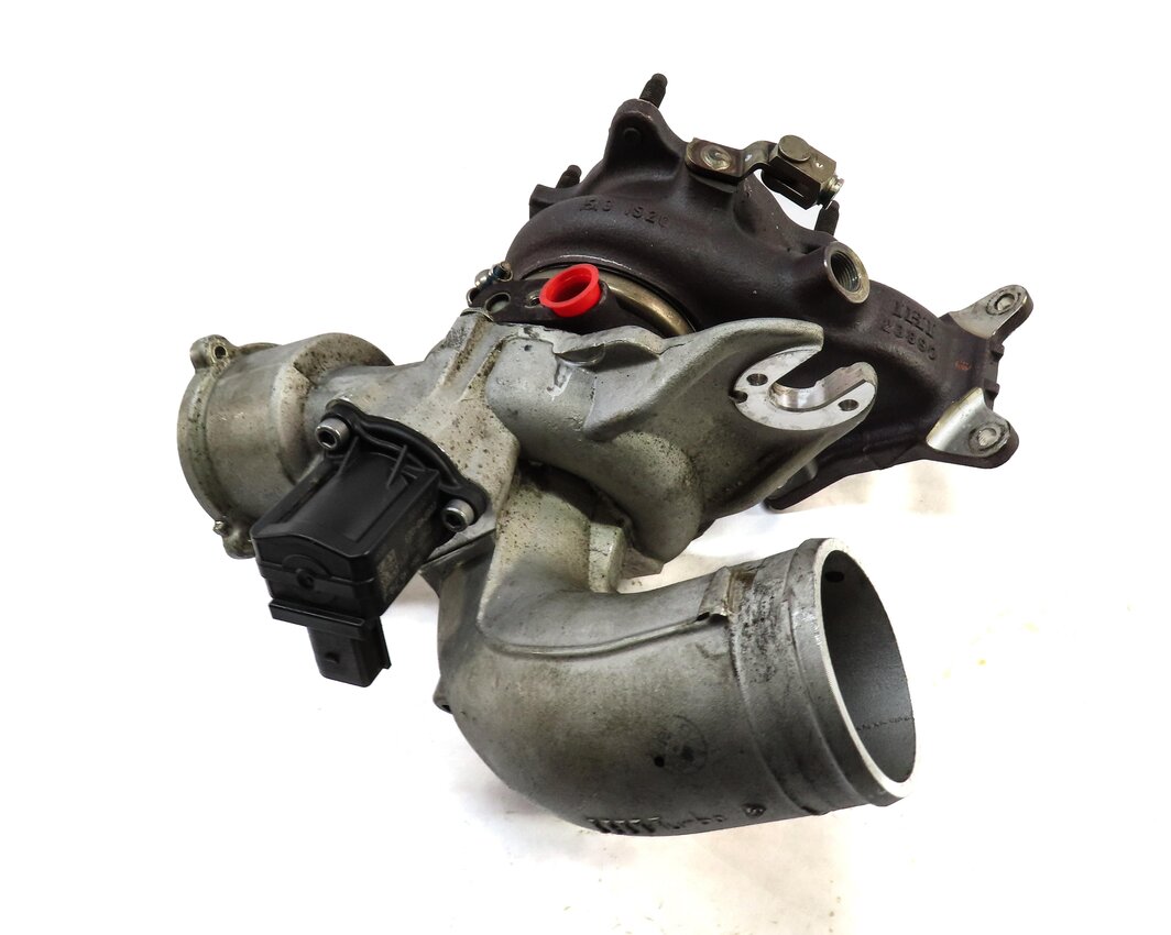 Thumbnail 1: 2017-2020 AUDI A4 A5 A6 (C8 B9 8W F5) 2.0L TURBO TURBOCHARGER w/ MANIFOLD