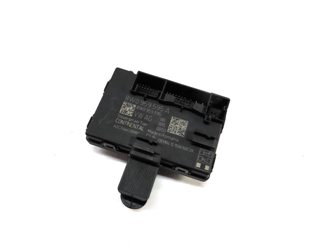 2017 AUDI A4 (B9 8W) REAR LEFT DOOR CONTROL MODULE