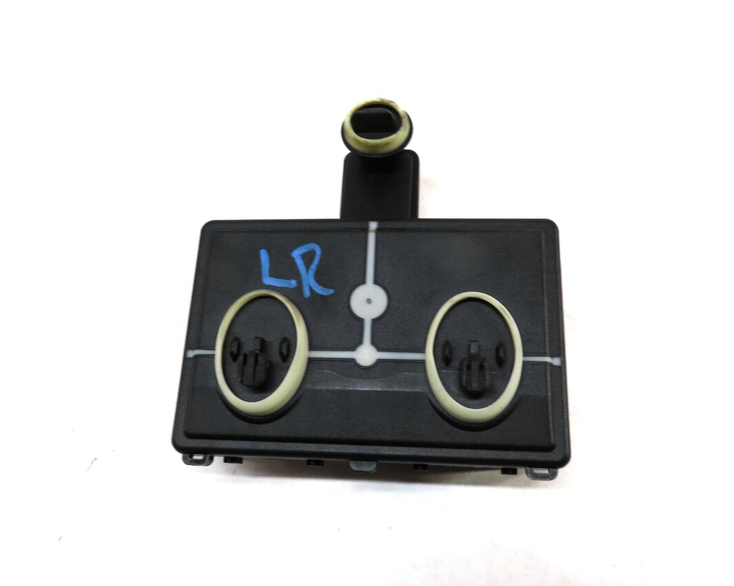Thumbnail 4: 2017 AUDI A4 (B9 8W) REAR LEFT DOOR CONTROL MODULE